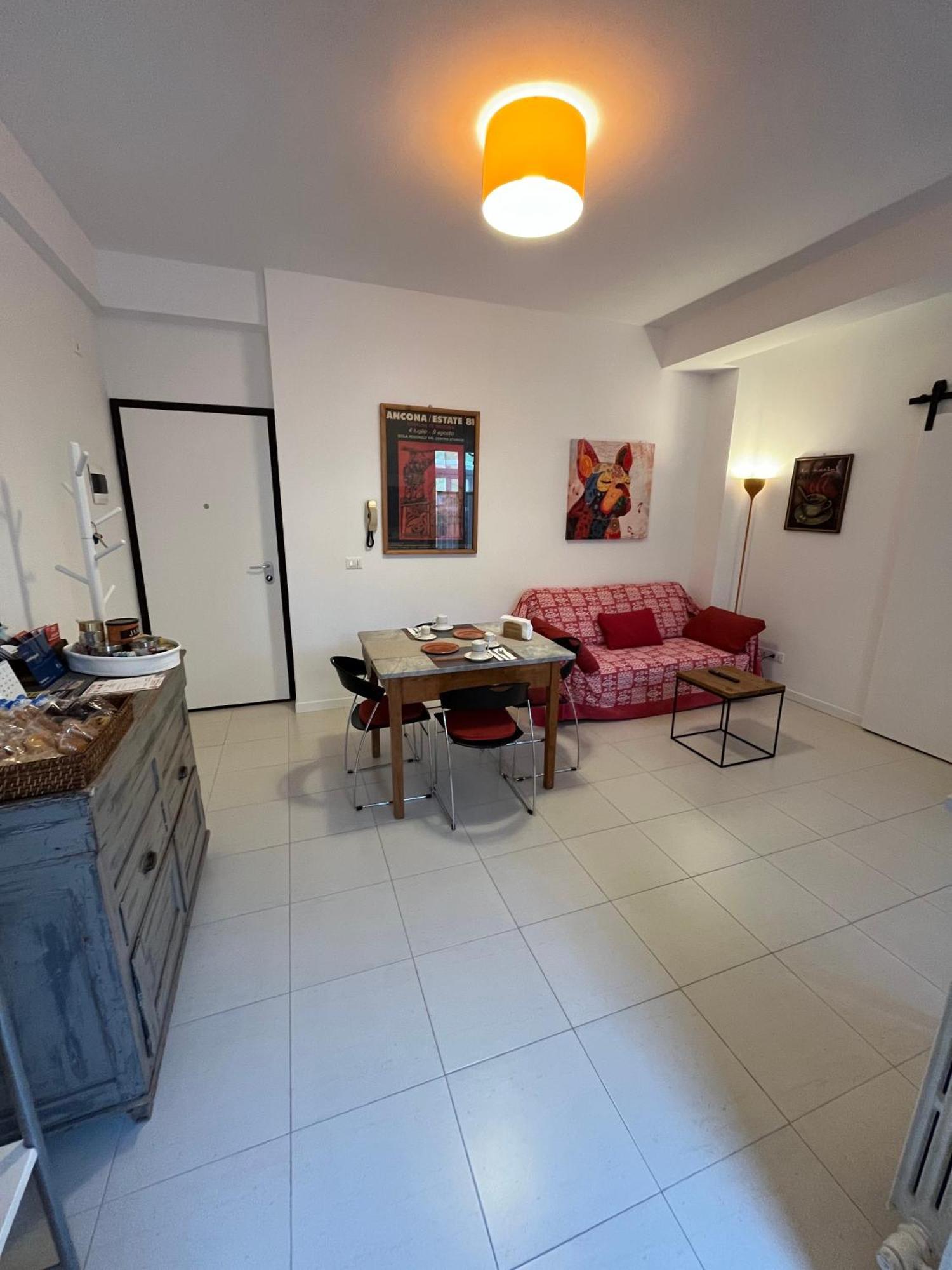 Minevaganti Apartment Анкона Екстериор снимка